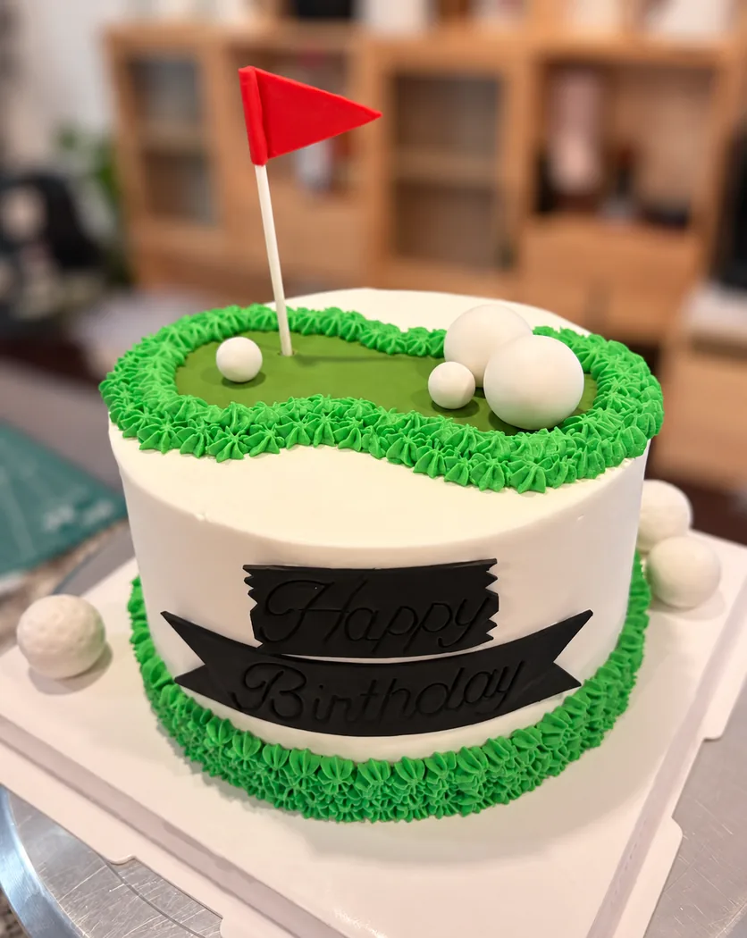 Golf themed birthday cake by Anita Lin
